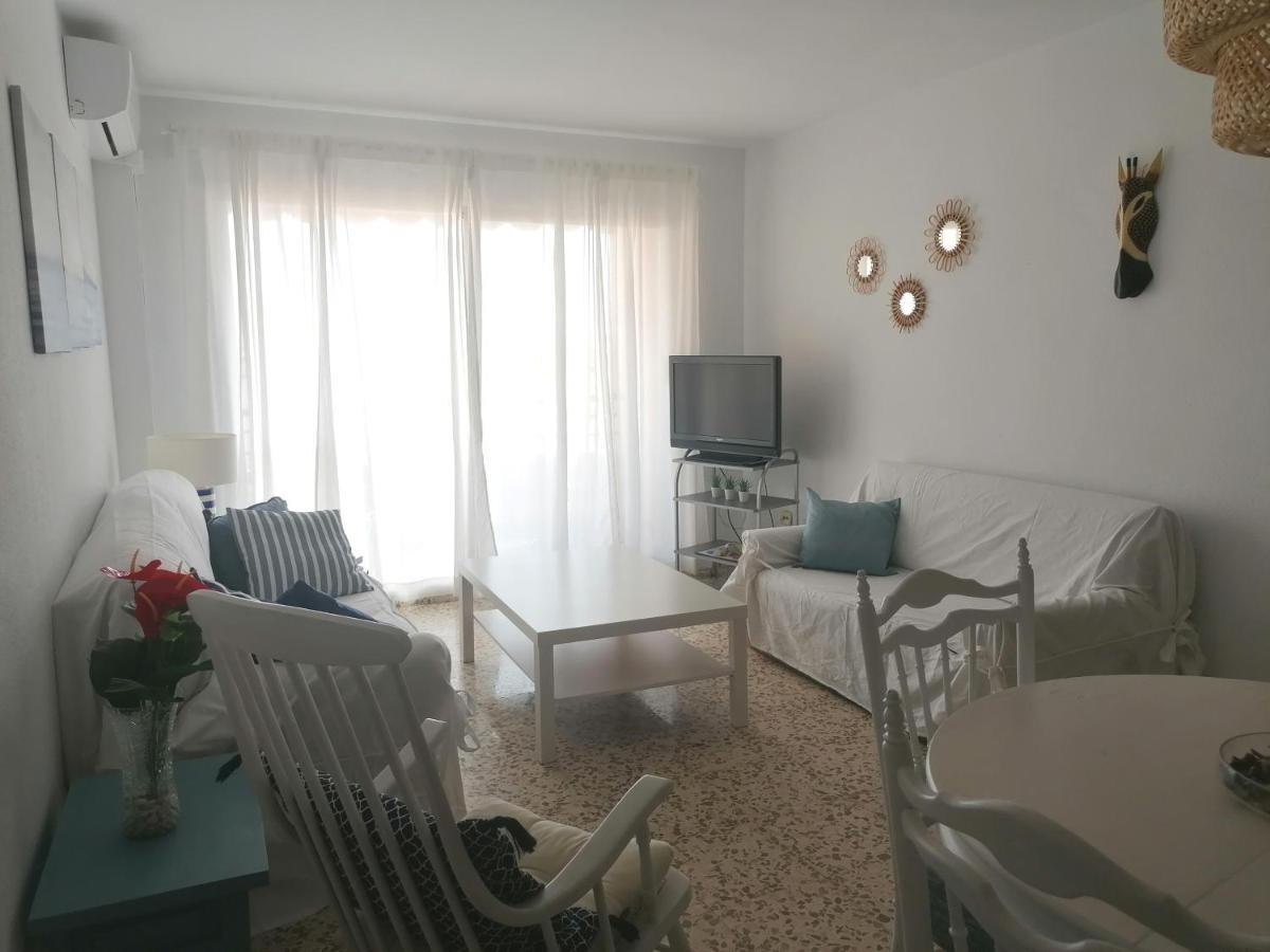 Piso Familiar Con Piscina Y Aparcamiento En Torre Del Mar - Edificio Ronda I Lejlighed Eksteriør billede